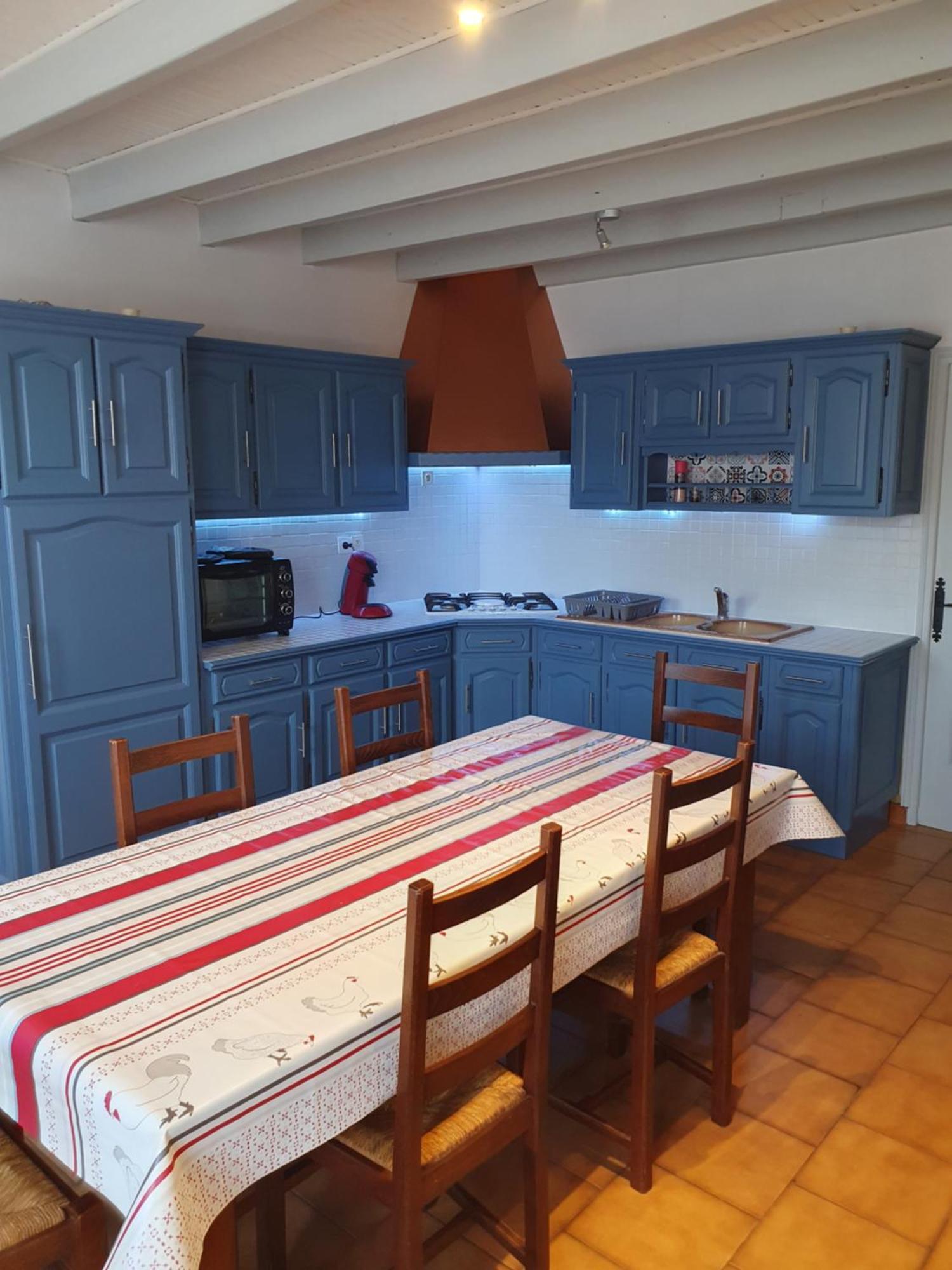 Maison 2 Chambres Au Calme Saint-Bonnet-sur-Gironde Buitenkant foto